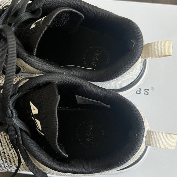 Knit APL Women’s techloom pro 7.5 black heather grey white workout sneakers gym - Picture 9 of 11